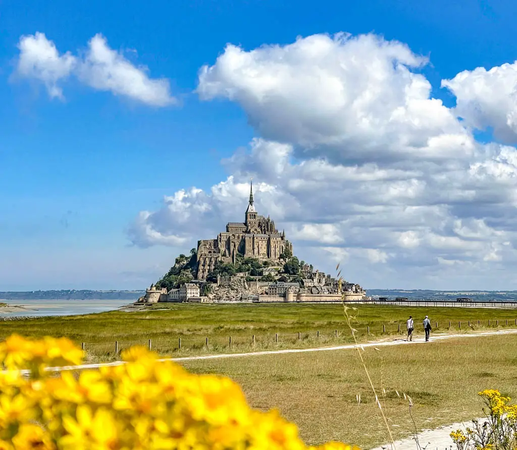 The Best Mont Saint-Michel Photography Tips & Photo Spots