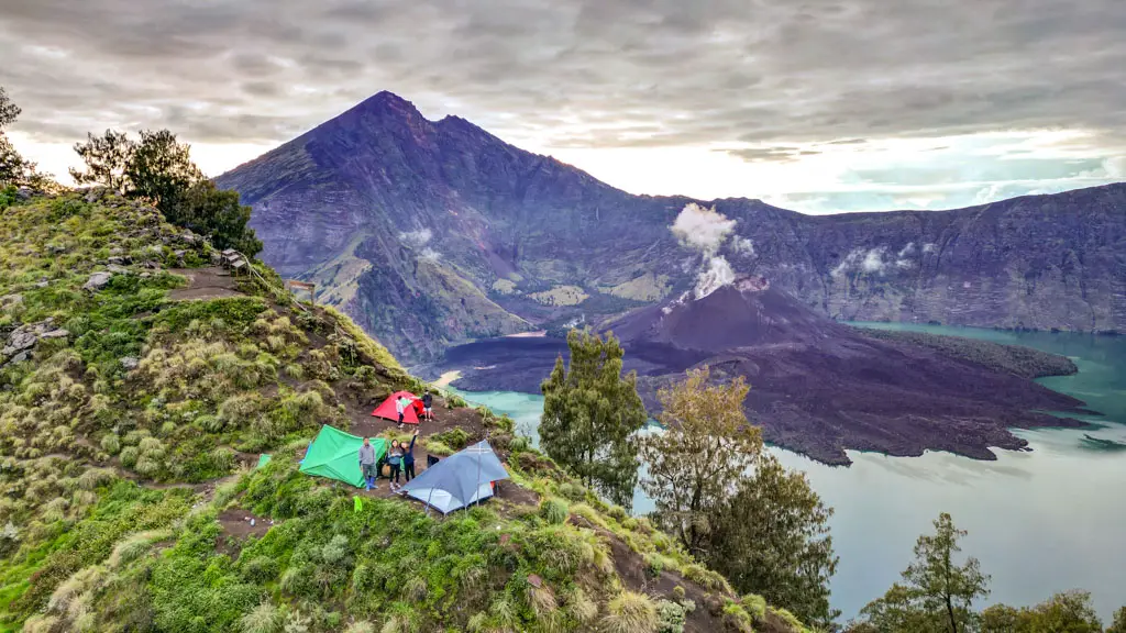 senaru route campsite mount rinjani trek lombok indonesia - laugh travel eat